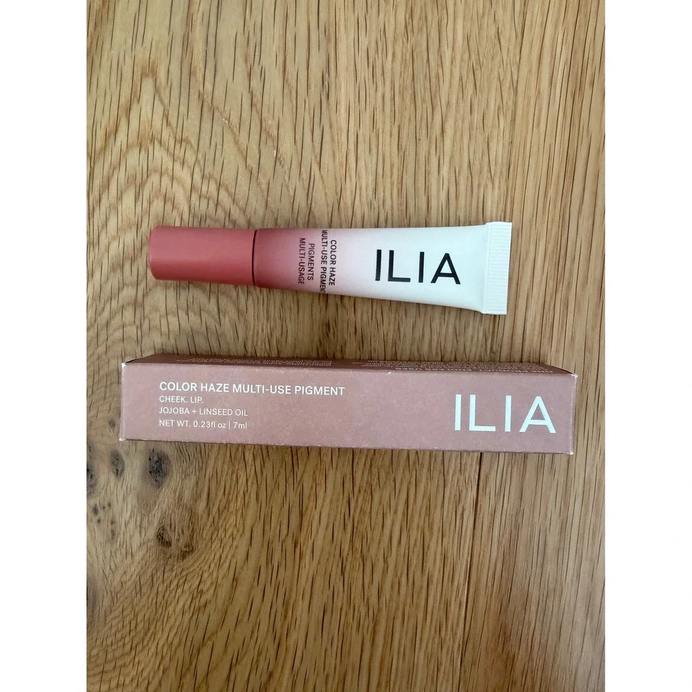 ILIA Color Haze Multi-Use Lip & Cheek Pigment in Temptation